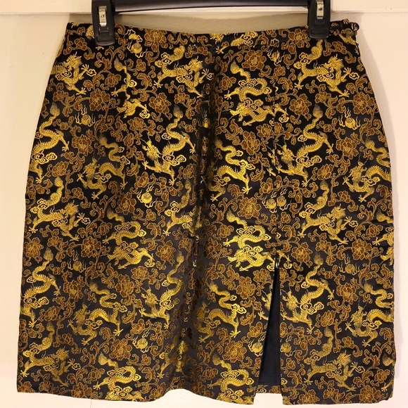 Daniel & Rebecca Dresses & Skirts - Daniel & Rebecca gold dragon skirt